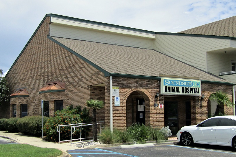 Soundside Animal Hospital in Navarre, FL